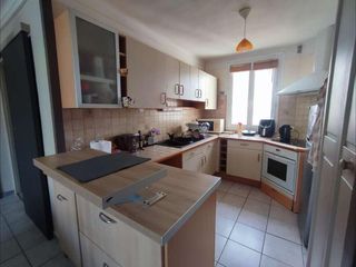 Colocation / Appartement 4 pièces de 68 m², Vénissieux, Avenue Francis de Pressensé