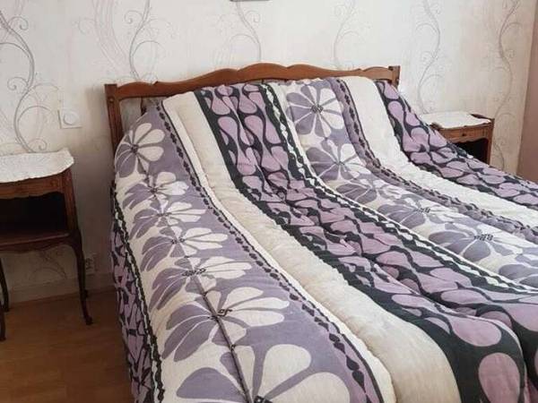 Location / Maison 9 pièces de 250 m², La Roche-sur-Yon, Rue Serpentine / Photo 3