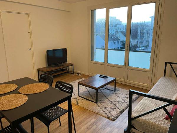 Colocation / Appartement 4 pièces de 66 m², Rennes, Boulevard Emile Combes / Photo 2