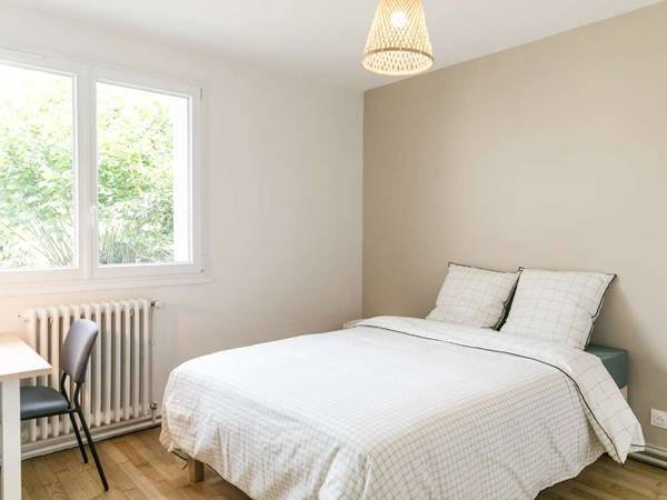 Coliving / Maison 10 pièces de 180 m², Rennes, Boulevard de Vitré / Photo 2