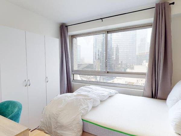 Colocation / Appartement 5 pièces de 80 m², Courbevoie, 1 Square Henri Regnault / Photo 8