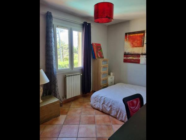 Chambre chez l'habitant / Appartement 3 pièces de 95 m², Marseille, Traverse des Plâtrières / Photo 2