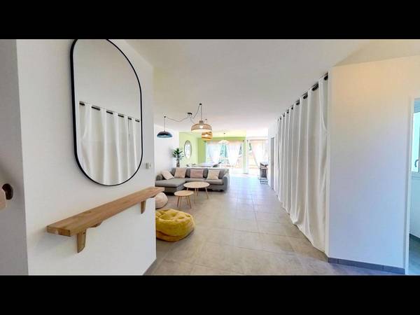 Colocation / Maison 10 pièces de 179 m², Pessac, Rue Francis Garnier / Photo 2
