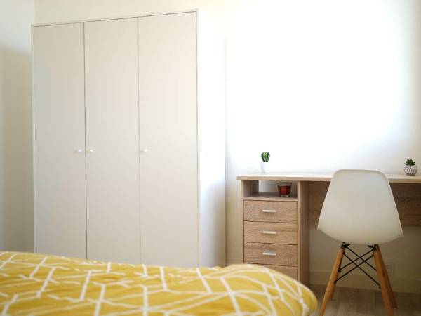 Colocation / Appartement 3 pièces de 66 m², Angers, Rue Larévellière / Photo 2