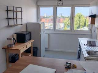Colocation / Appartement 6 pièces de 85 m², Lille, Rue Roger Salengro