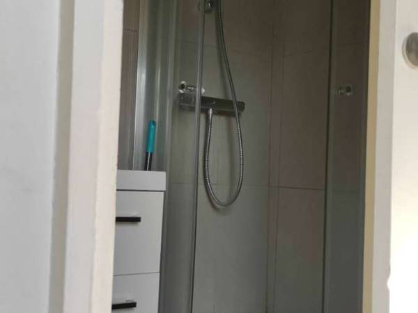 Sous-location / Studio de 14 m², Paris, Place des Vosges / Photo 2