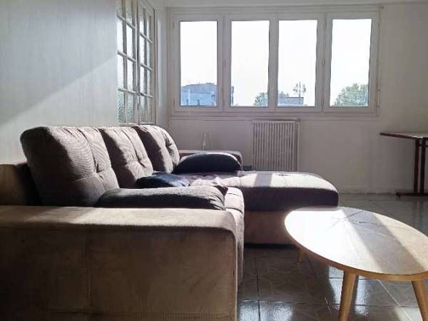 Colocation / Appartement 4 pièces de 75 m², Épinay-sur-Seine, Rue Dumas / Photo 2