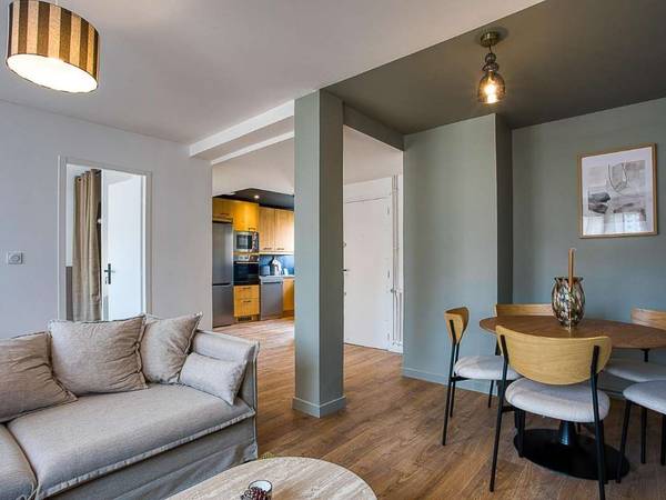 Colocation / Appartement 6 pièces de 102 m², Toulouse, Rue du Béarnais / Photo 2
