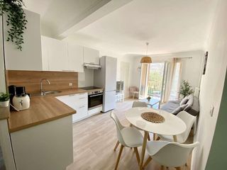 Flatsharing / 5-bedroom flat · 66 m², Antibes, Avenue du Grand Pin