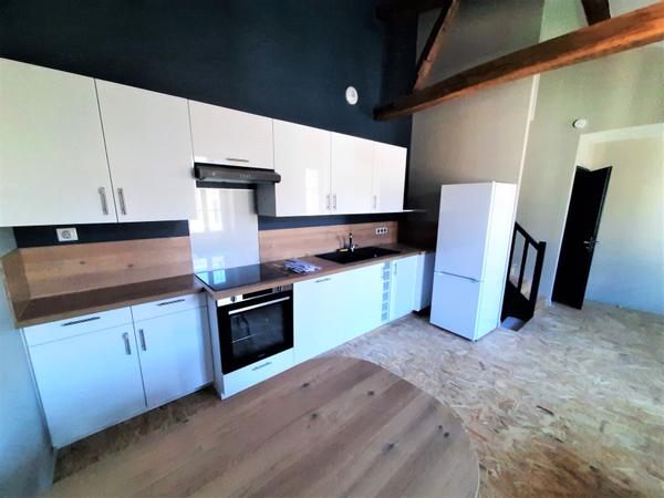 Colocation / Appartement 4 pièces de 57 m², Poitiers, Rue Gambetta / Photo 2