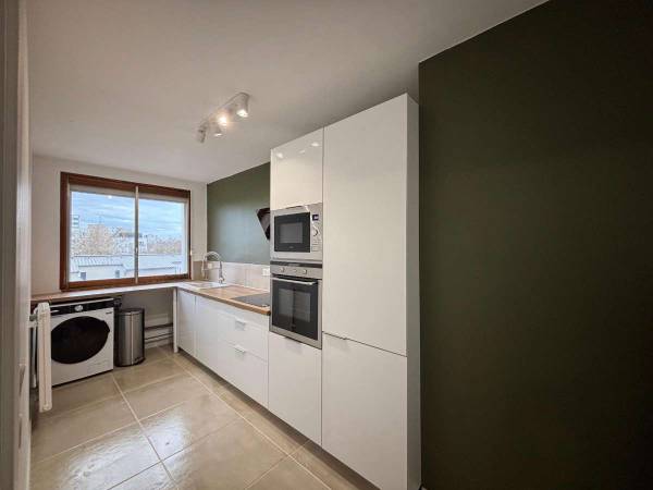 Colocation / Appartement 5 pièces de 100 m², Orléans, Place du Val / Photo 2