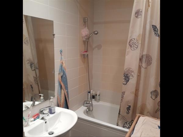 Chambre chez l'habitant / Appartement 4 pièces de 78 m², Lyon, Rue René Leynaud / Photo 4