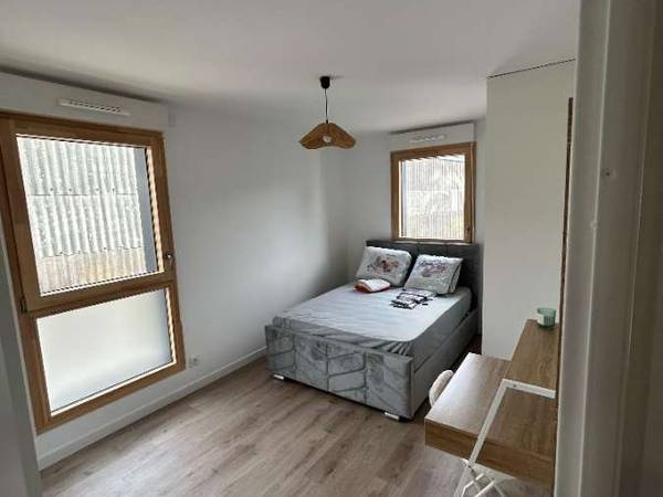 Colocation / Appartement 5 pièces de 91 m², Aubervilliers / Photo 2