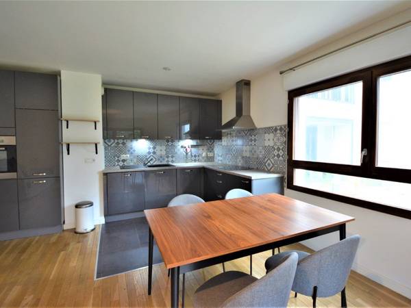 Colocation / Appartement 3 pièces de 69 m², Ivry-sur-Seine, Allée Mulâtresse Solitude / Photo 2