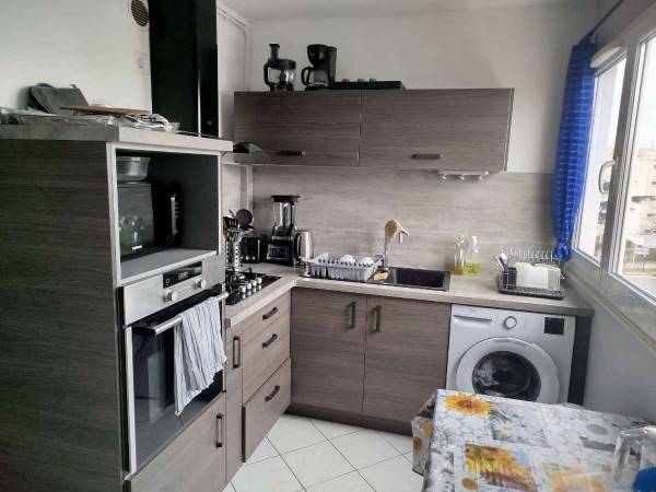 Colocation / Appartement 5 pièces de 84 m², Rillieux-la-Pape, Avenue de l'Europe / Photo 2