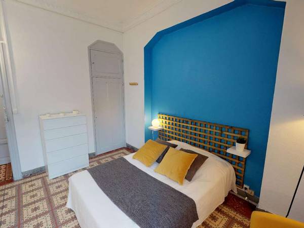 Colocation / Appartement 4 pièces de 87 m², Montpellier, Rue du Carré du Roi / Photo 2