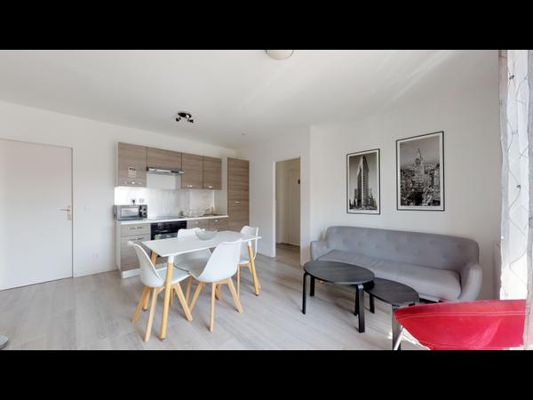 Colocation / Appartement 5 pièces de 80 m², Aix-en-Provence, Boulevard Des Charmettes / Photo 2