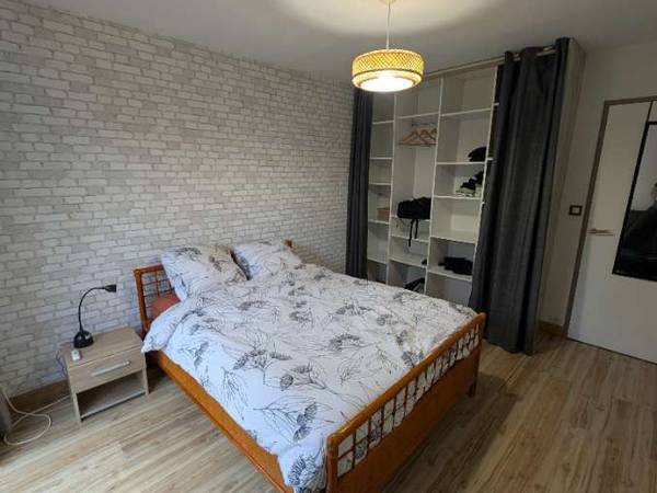 Colocation / Appartement 5 pièces de 103 m², Rennes, Square du Douro / Photo 2
