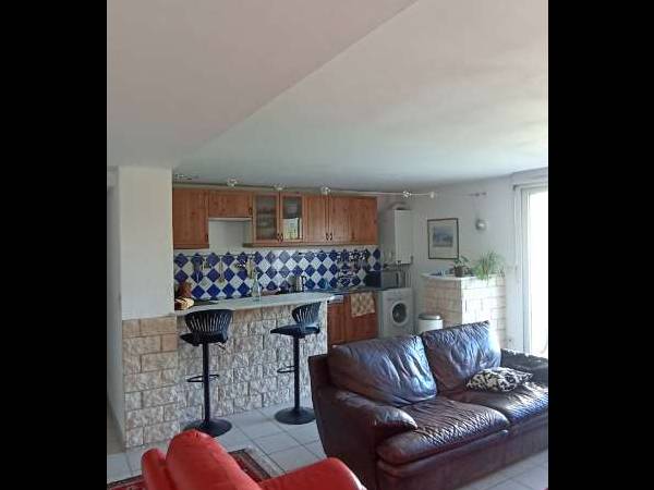 Colocation / Appartement 5 pièces de 75 m², Villeurbanne, Rue Georges Courteline / Photo 2