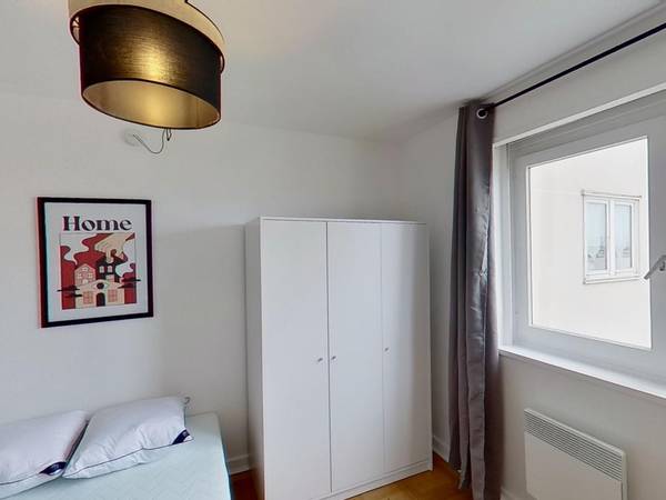 Colocation / Appartement 6 pièces de 108 m², Clichy, 12 Rue des Cailloux, / Photo 4