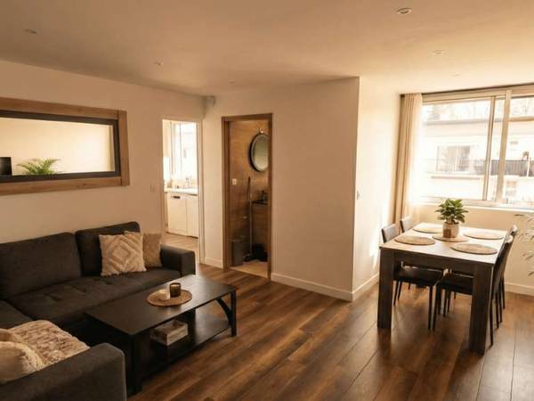 Colocation / Appartement 6 pièces de 100 m², Bron, Rue du Parc / Photo 2