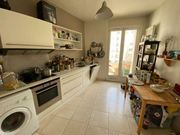 Sous-location / Appartement 5 pièces de 110 m², Grenoble, Place Gustave Rivet / Photo 2