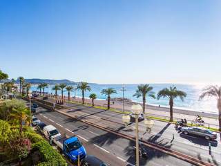 Location / Appartement 2 pièces de 39 m², Nice, Promenade des Anglais