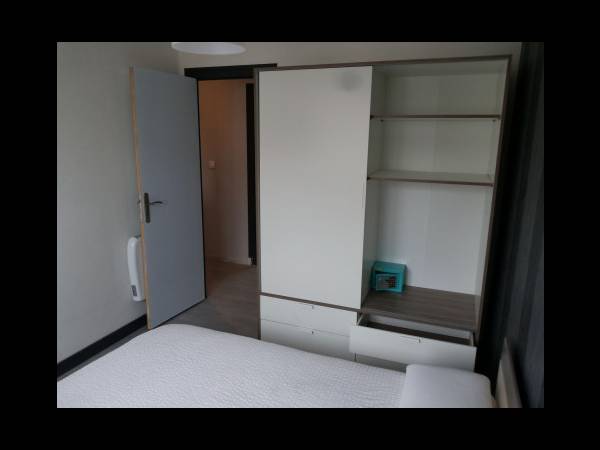 Colocation / Appartement 5 pièces de 82 m², Brest, Rue du Caro / Photo 2
