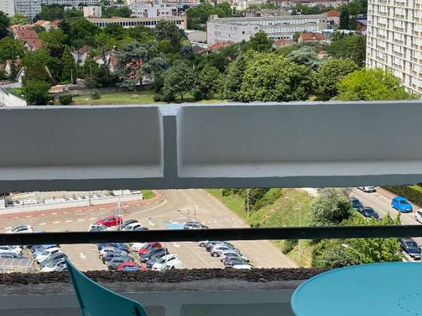 Colocation / Appartement 5 pièces de 69 m², Bron, Rue du Parc / Photo 2