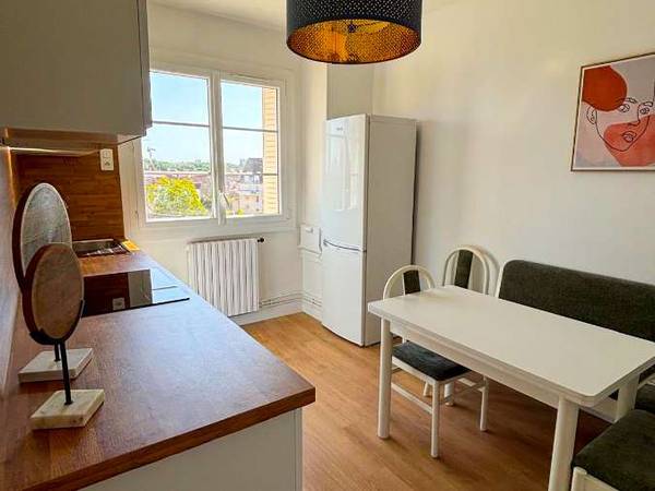 Colocation / Appartement 4 pièces de 64 m², Dijon, Rue de Longvic / Photo 2