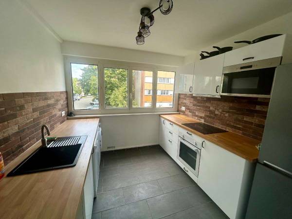Colocation / Appartement 4 pièces de 62 m², Massy, Rue du Périgord / Photo 2