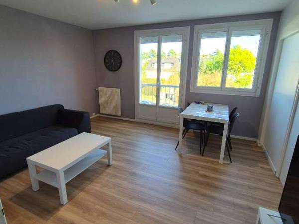 Colocation / Appartement 5 pièces de 68 m², Rennes, Allée Henri Bergson / Photo 2