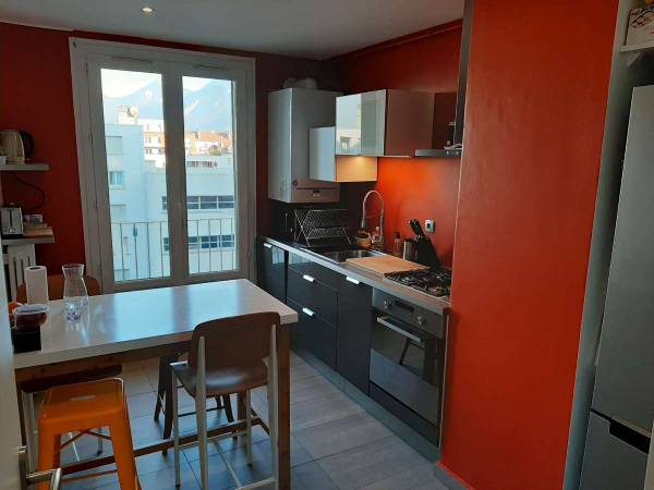 Colocation / Appartement 5 pièces de 115 m², Grenoble, Boulevard Joseph Vallier / Photo 3