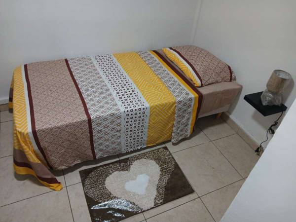 Colocation / Appartement 5 pièces de 65 m², Les Abymes, Boulevard des Héros / Photo 5