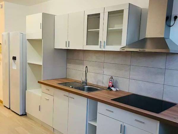Colocation / Appartement 6 pièces de 100 m², Créteil, Rue Juliette Savar / Photo 2