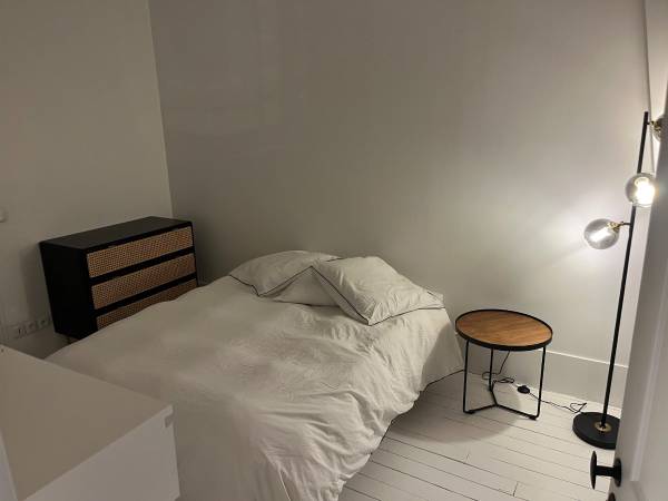 Colocation / Appartement 3 pièces de 70 m², Paris, Boulevard Exelmans / Photo 2