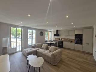 Colocation / 4 rooms apartment · 70 m², Laval, Rue du Vieux Saint-Louis