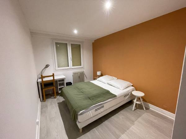 Colocation / Immeuble 5 pièces de 90 m², Dijon, Rue Jean Poncelet / Photo 2