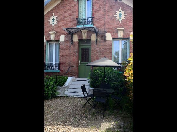 Colocation / Maison 5 pièces de 100 m², Nanterre, Rue Thomas Lemaître / Photo 2