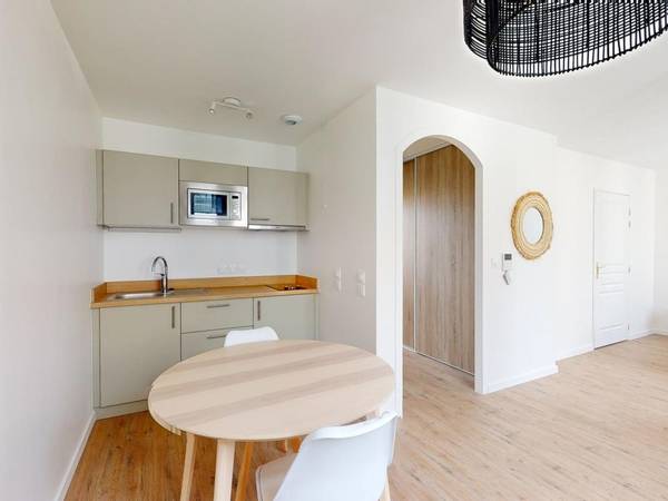 Location / Appartement 1 pièce de 34 m², Chartres, 1 Bis Rue du Quatorze Juillet / Photo 2