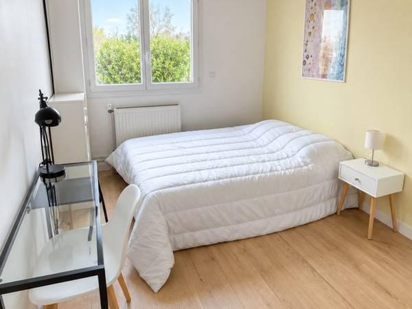 Colocation / Appartement 5 pièces de 83 m², Pessac, Rue Henri Dunant / Photo 2