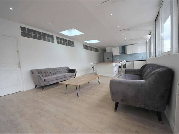 Colocation / Loft/atelier 7 pièces de 200 m², Saint-Denis, Rue du Landy / Photo 2