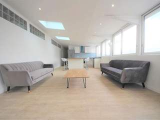 Flatsharing / 7-bedroom loft · 200 m², Saint-Denis, Rue du Landy