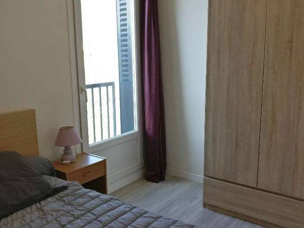Chambre chez l'habitant / Appartement 4 pièces de 80 m², Saint-Martin-d'Hères, Place Jean-Baptiste Clement / Photo 2
