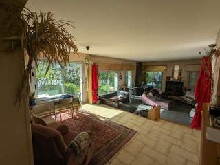Sous-location / 7 rooms house · 200 m², Limoges, Rue de Saint Gence