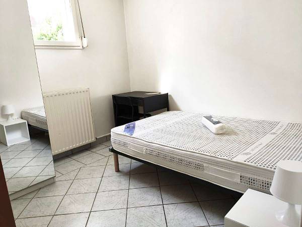 Colocation / Appartement 2 pièces de 32 m², Paris, Avenue Pierre de Coubertin / Photo 3