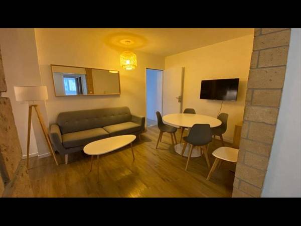 Colocation / Appartement 4 pièces de 70 m², Lyon, Rue Jacques Monod / Photo 4
