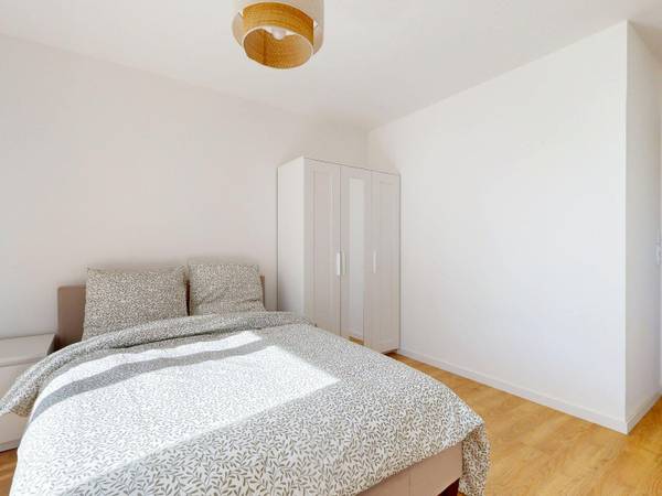 Colocation / Appartement 4 pièces de 65 m², Saint-Ouen-sur-Seine, Boulevard Jean Jaurès / Photo 2