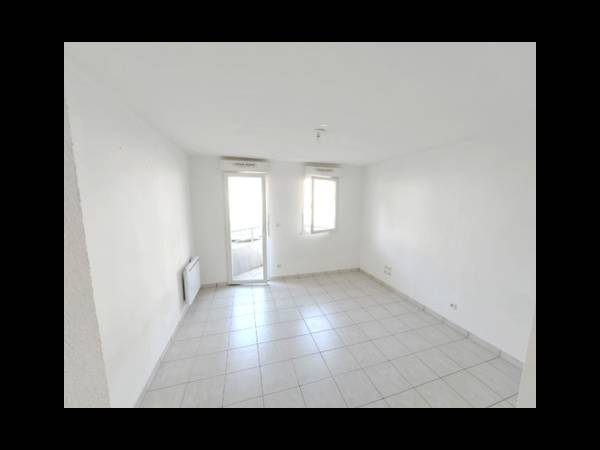 Location / Studio de 25 m², Champcevinel, 110 Rue Jean Secret / Photo 2
