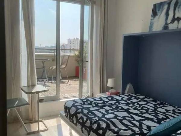Flatsharing / 3-bedroom apartment building · 56 m², Bagneux, Rue Assia Djebar / Photo 2